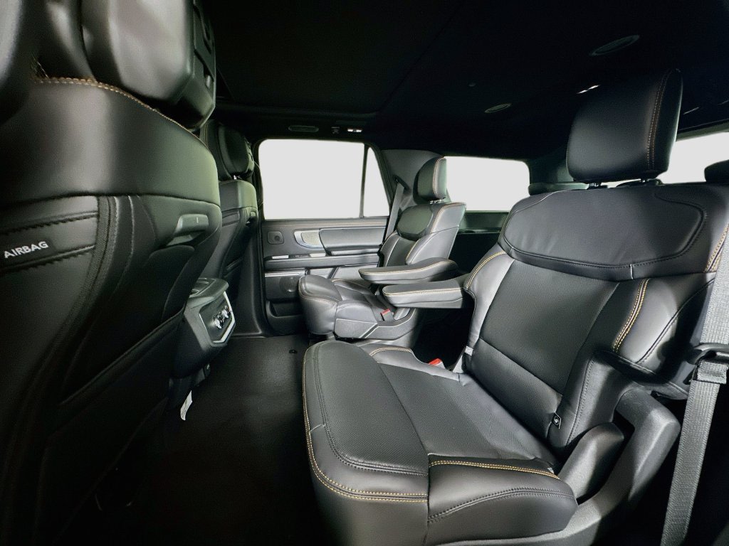 Thumbnail: 2027 Ford Expedition - 13