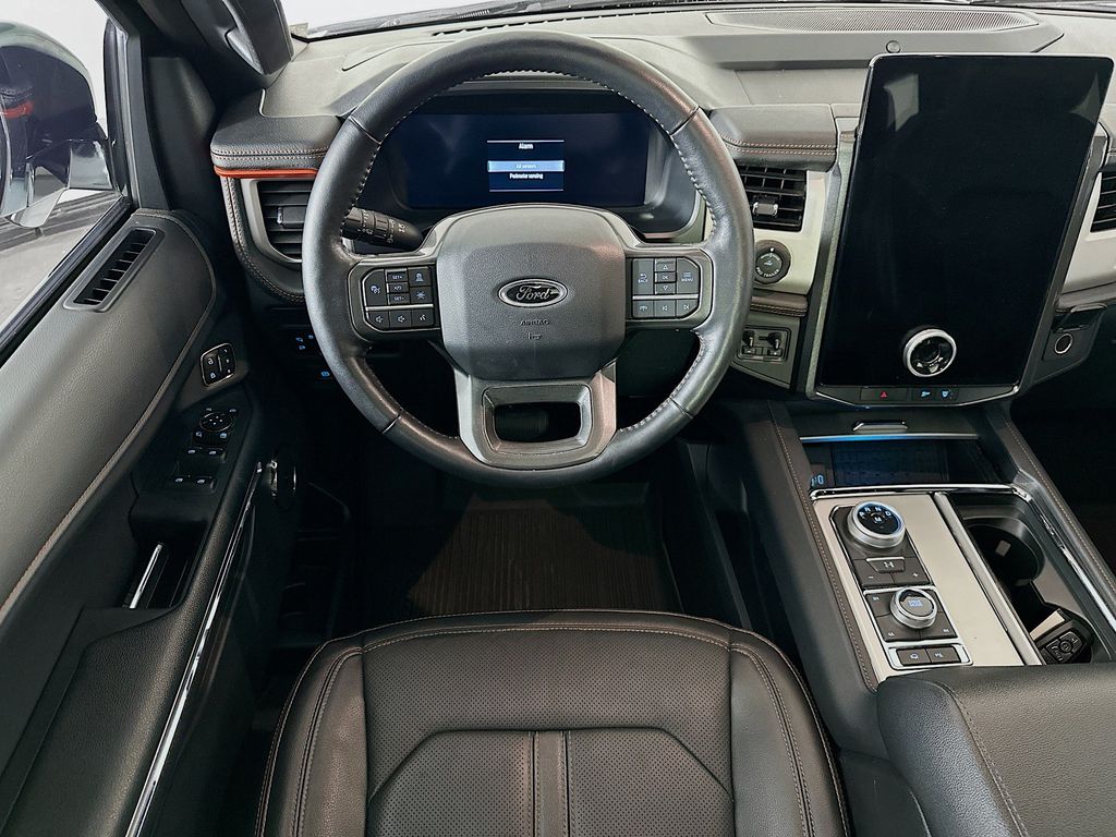Thumbnail: 2023 Ford Expedition - 9