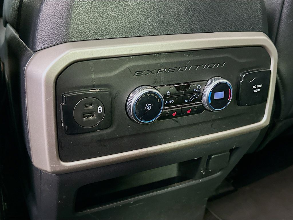 Thumbnail: 2023 Ford Expedition - 21
