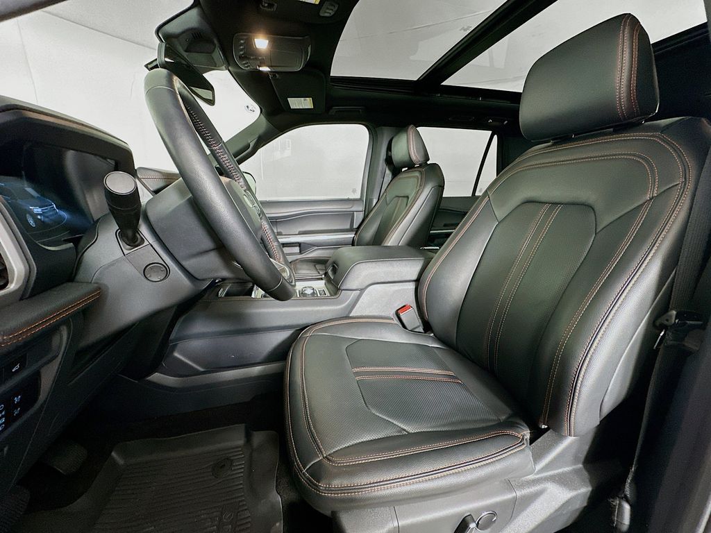 Thumbnail: 2023 Ford Expedition - 10