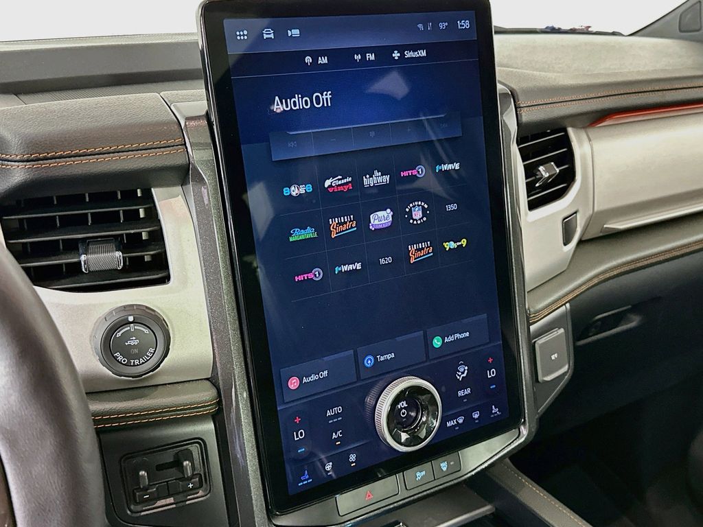 Thumbnail: 2022 Ford Expedition - 15