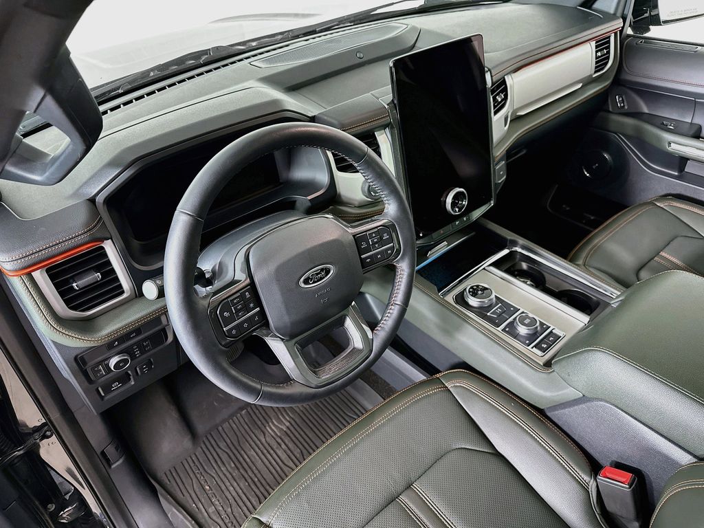 Thumbnail: 2022 Ford Expedition - 2