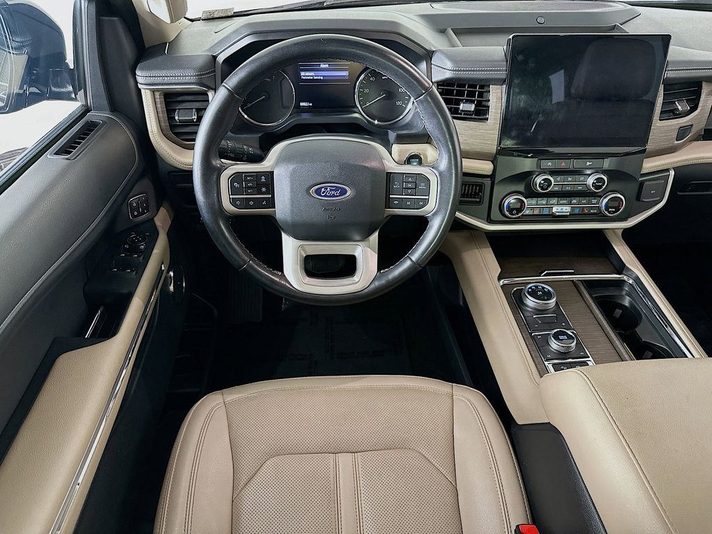 Thumbnail: 2024 Ford Expedition - 10
