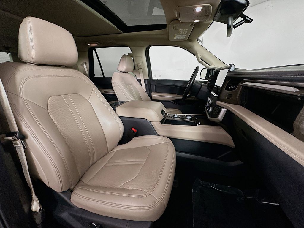 Thumbnail: 2024 Ford Expedition - 12