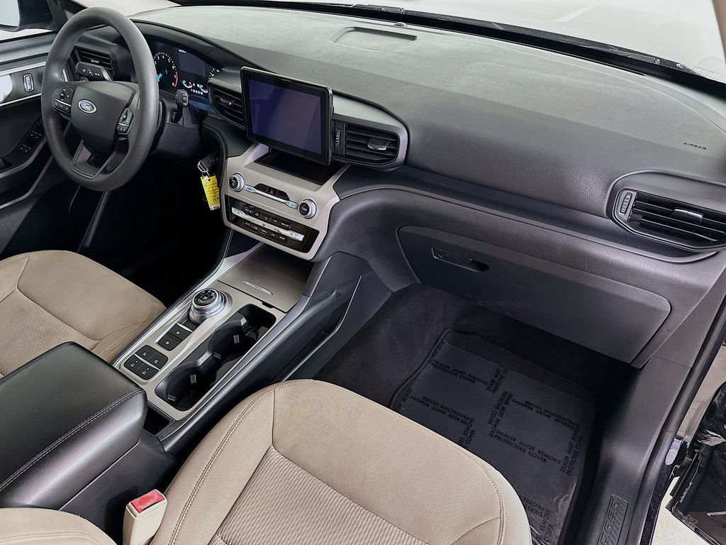 2020 Ford Explorer Base 33