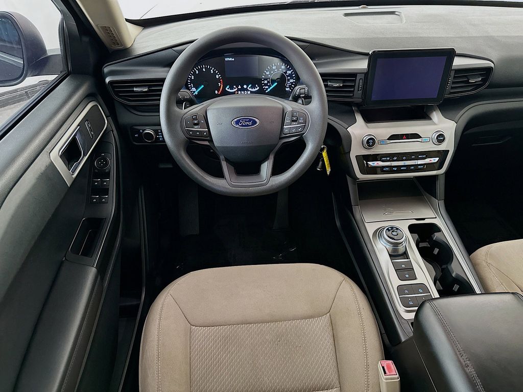 2020 Ford Explorer Base 10