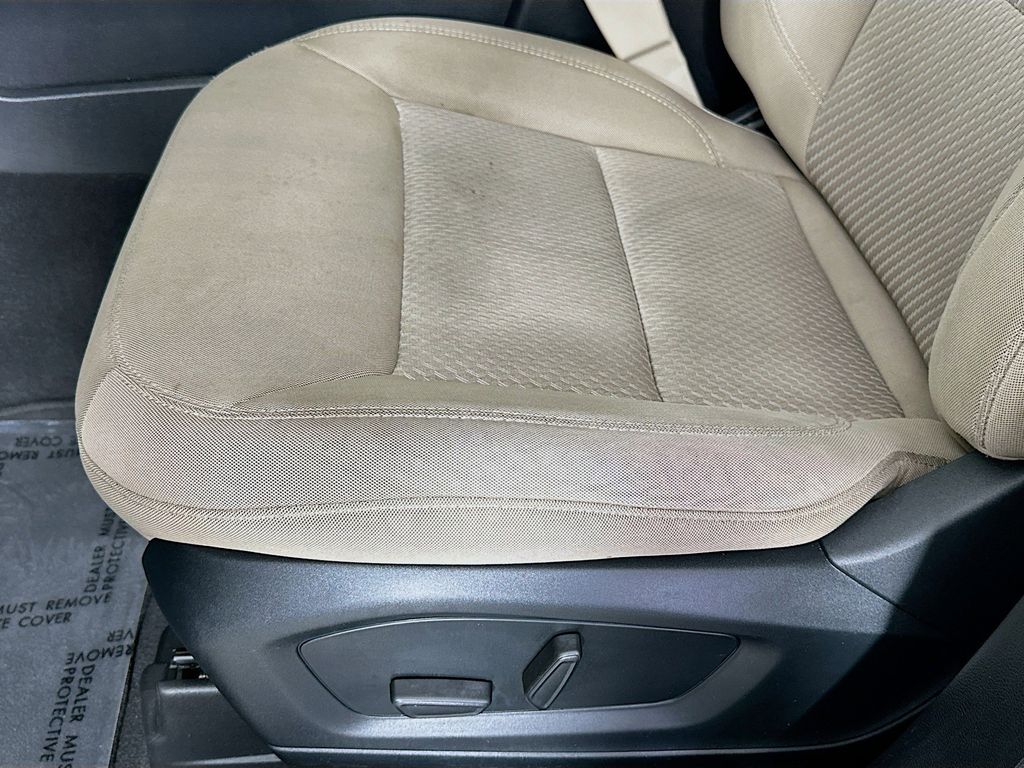 2020 Ford Explorer Base 30