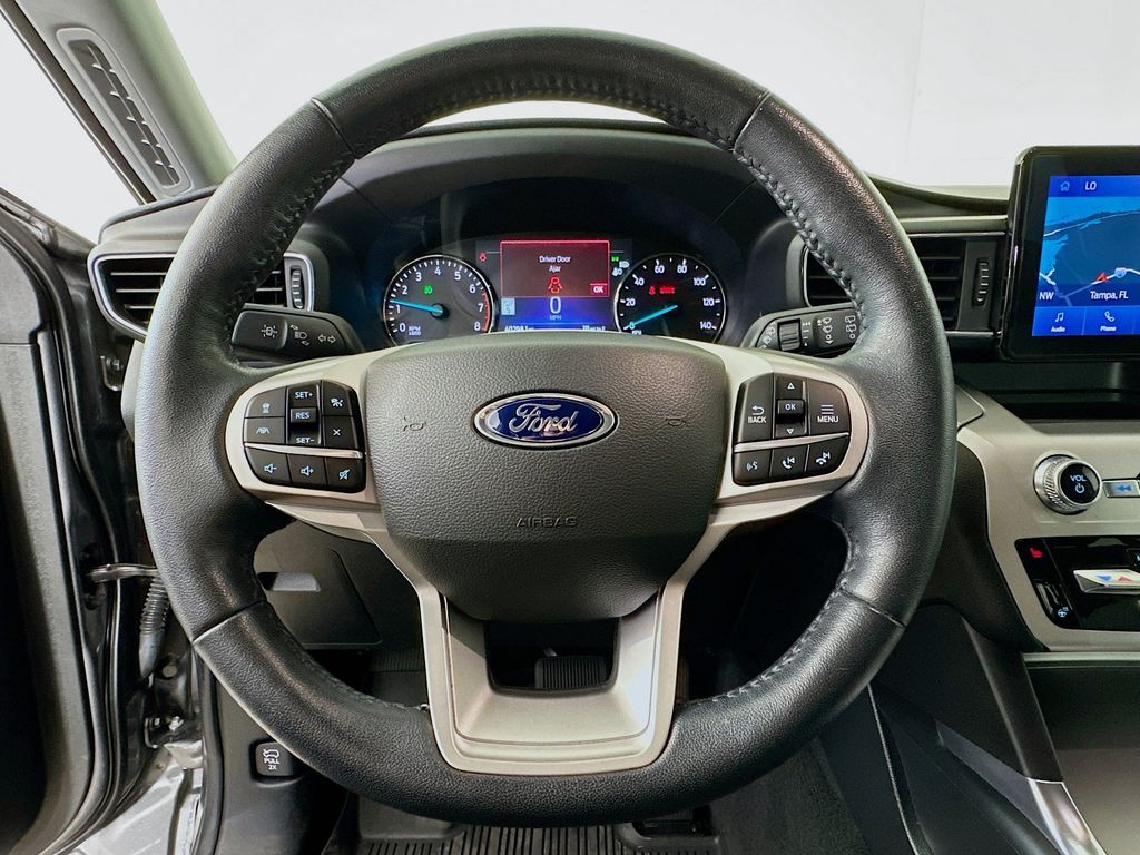 Thumbnail: 2022 Ford Explorer - 15