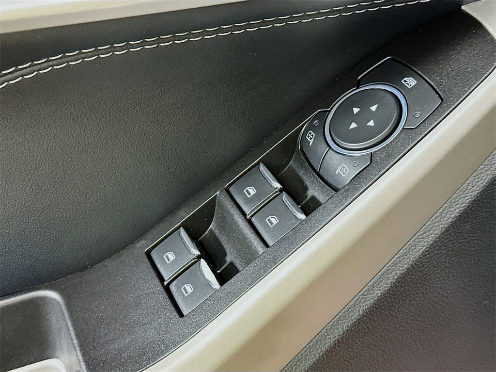2022 Ford Explorer XLT 30