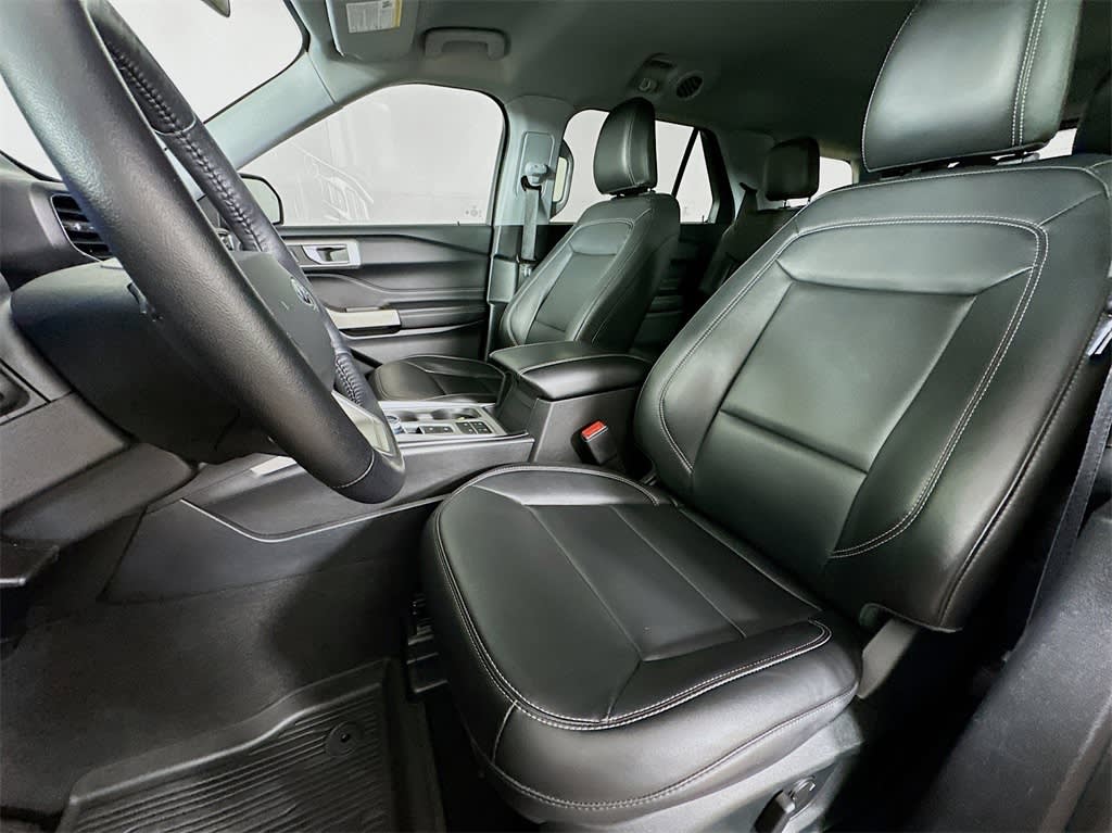 2022 Ford Explorer XLT 11