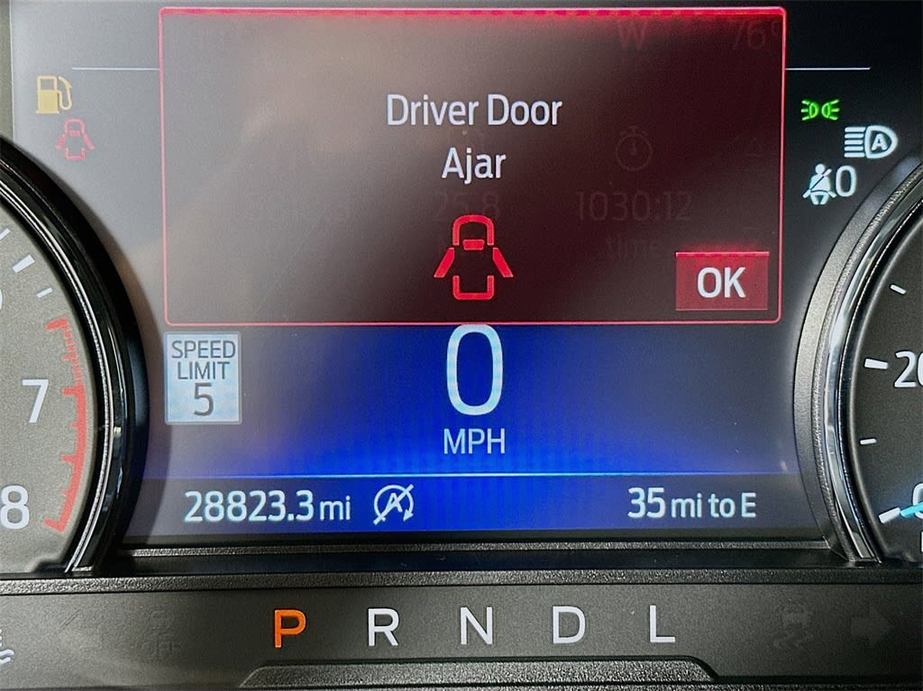 2022 Ford Explorer XLT 23
