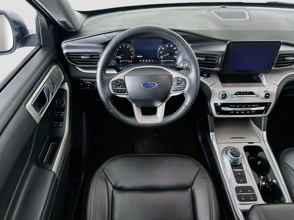 Thumbnail: 2024 Ford Explorer - 10