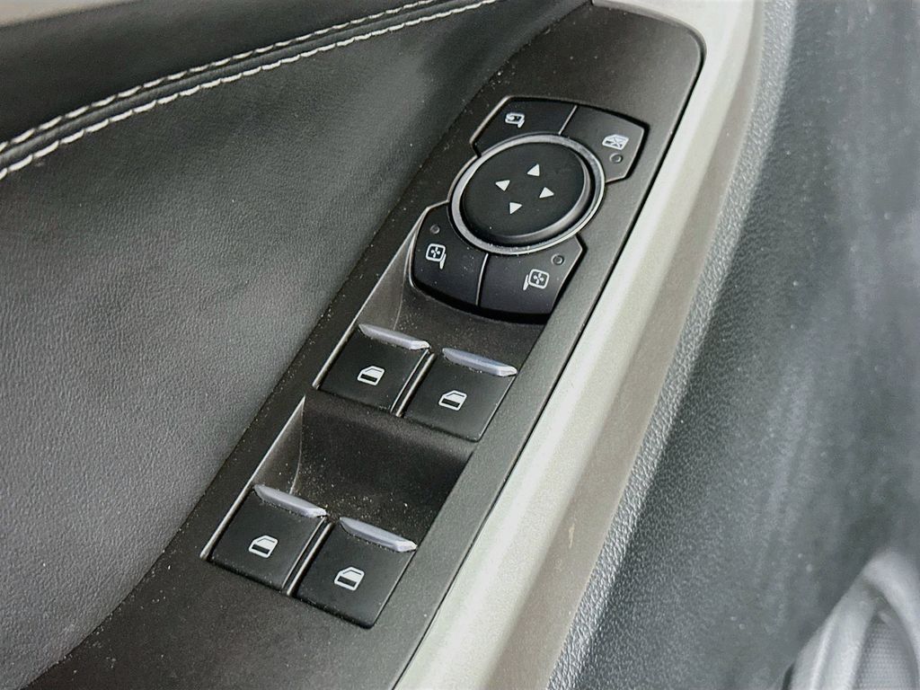 Thumbnail: 2024 Ford Explorer - 30