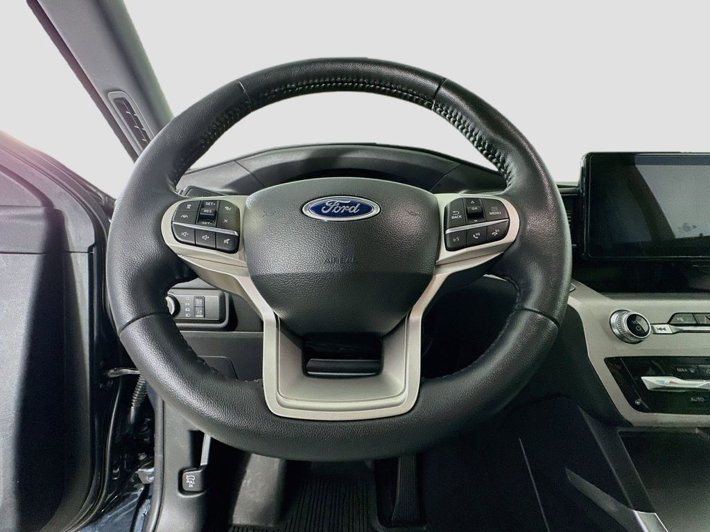 Thumbnail: 2024 Ford Explorer - 15