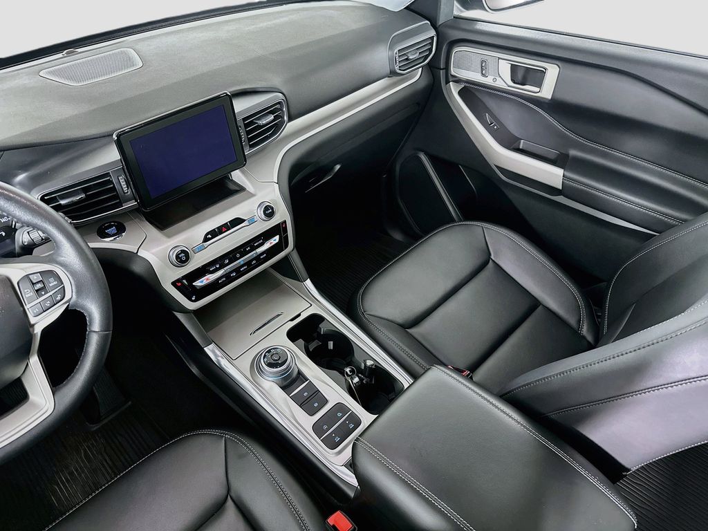 Thumbnail: 2024 Ford Explorer - 14