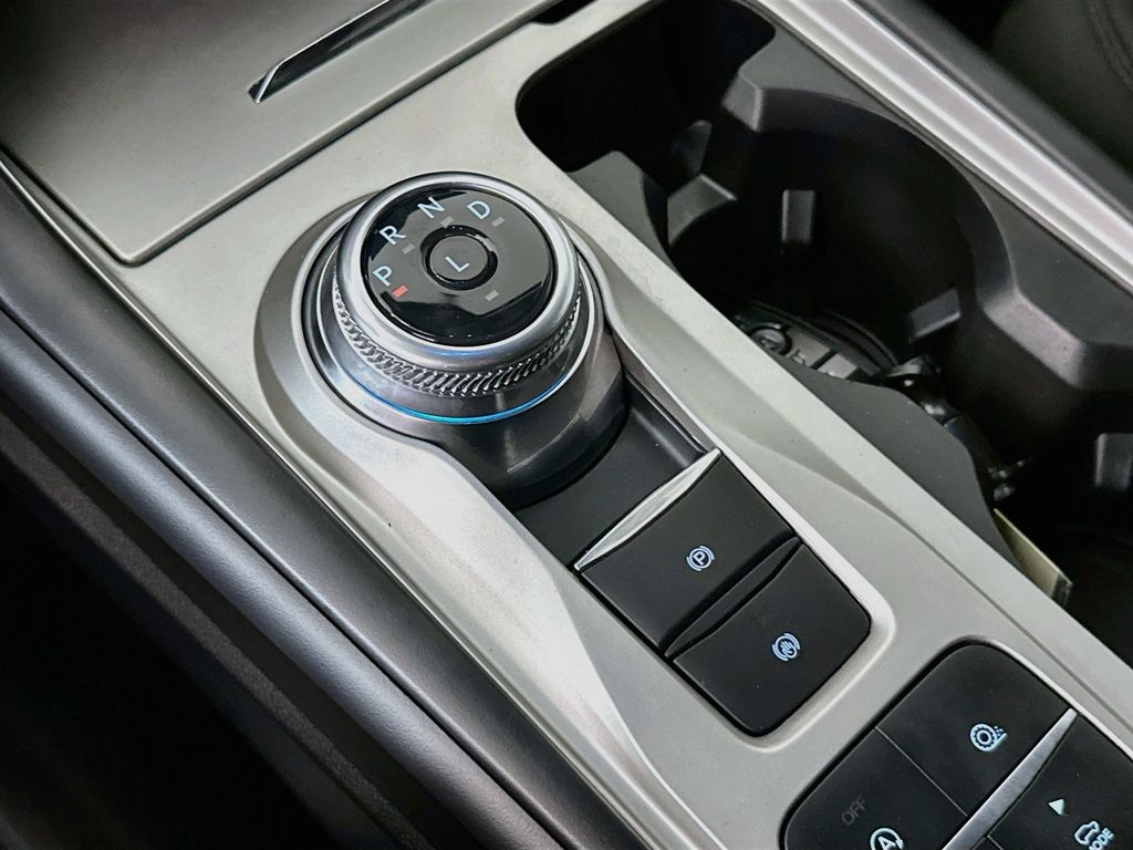 Thumbnail: 2024 Ford Explorer - 17
