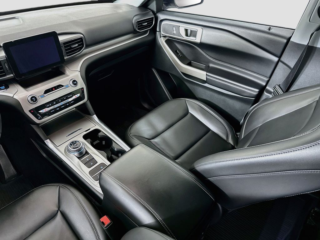 Thumbnail: 2023 Ford Explorer - 14