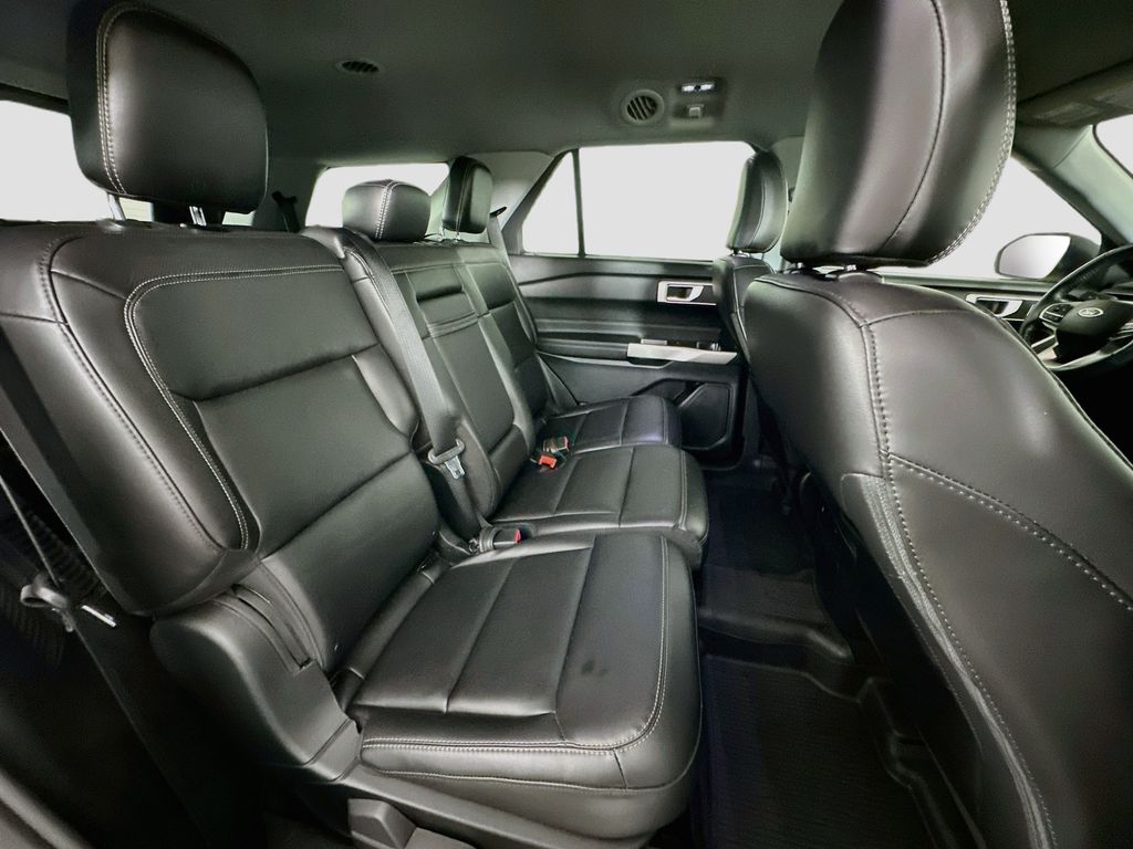 Thumbnail: 2023 Ford Explorer - 30