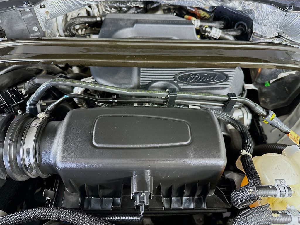 Thumbnail: 2020 Ford Explorer - 9