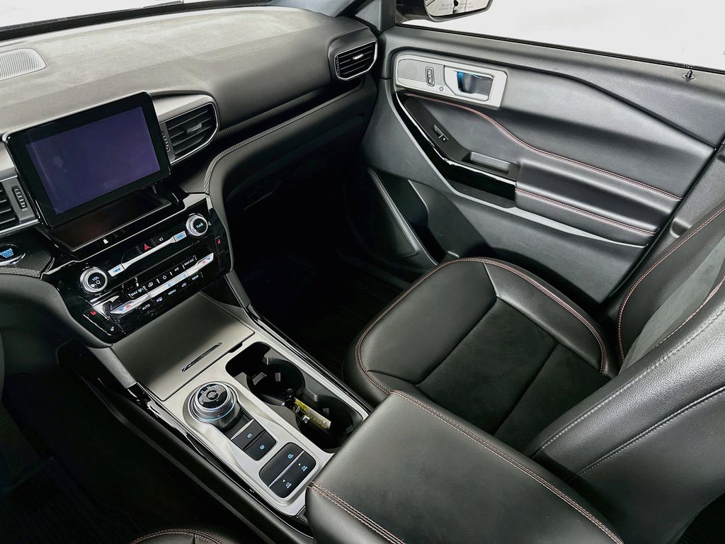 Thumbnail: 2023 Ford Explorer - 14