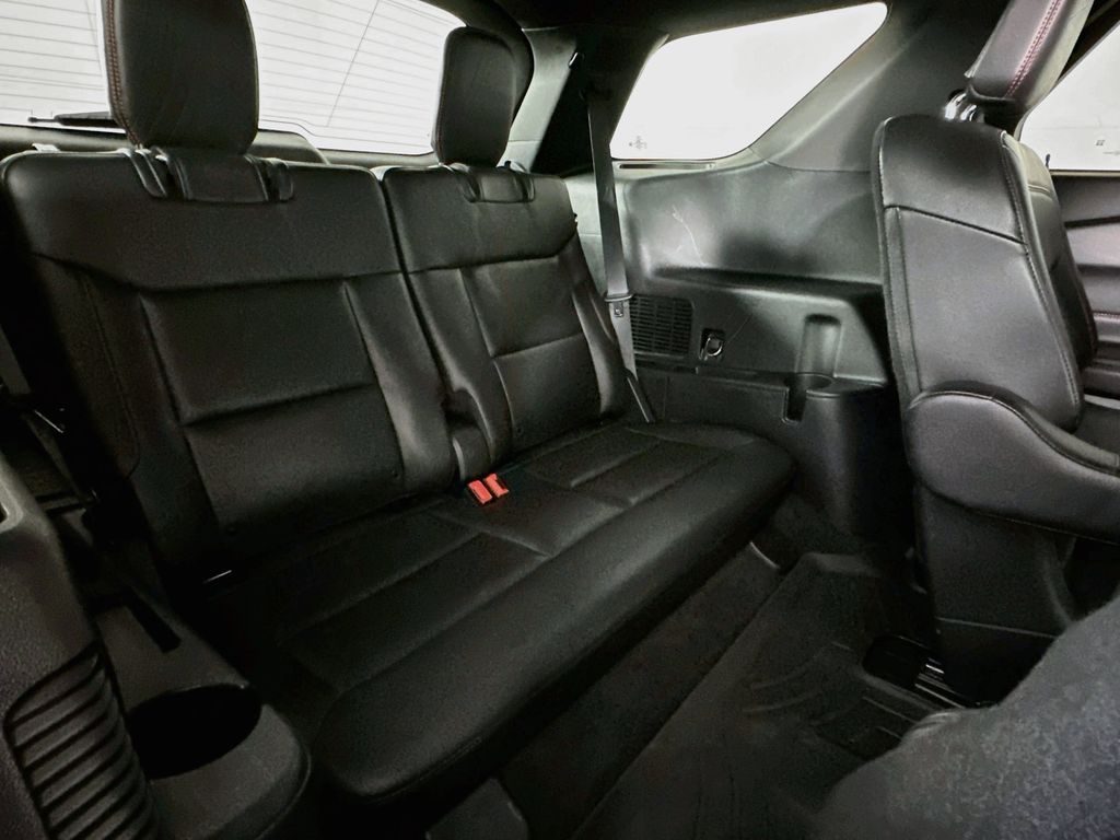Thumbnail: 2023 Ford Explorer - 32