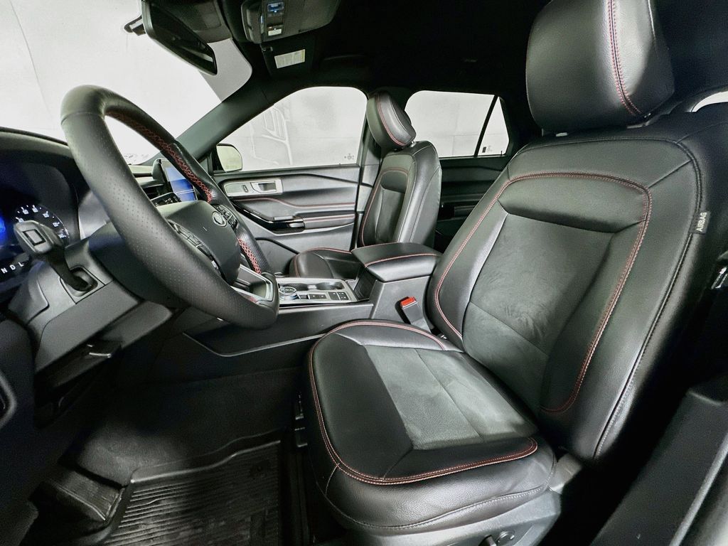 Thumbnail: 2023 Ford Explorer - 11
