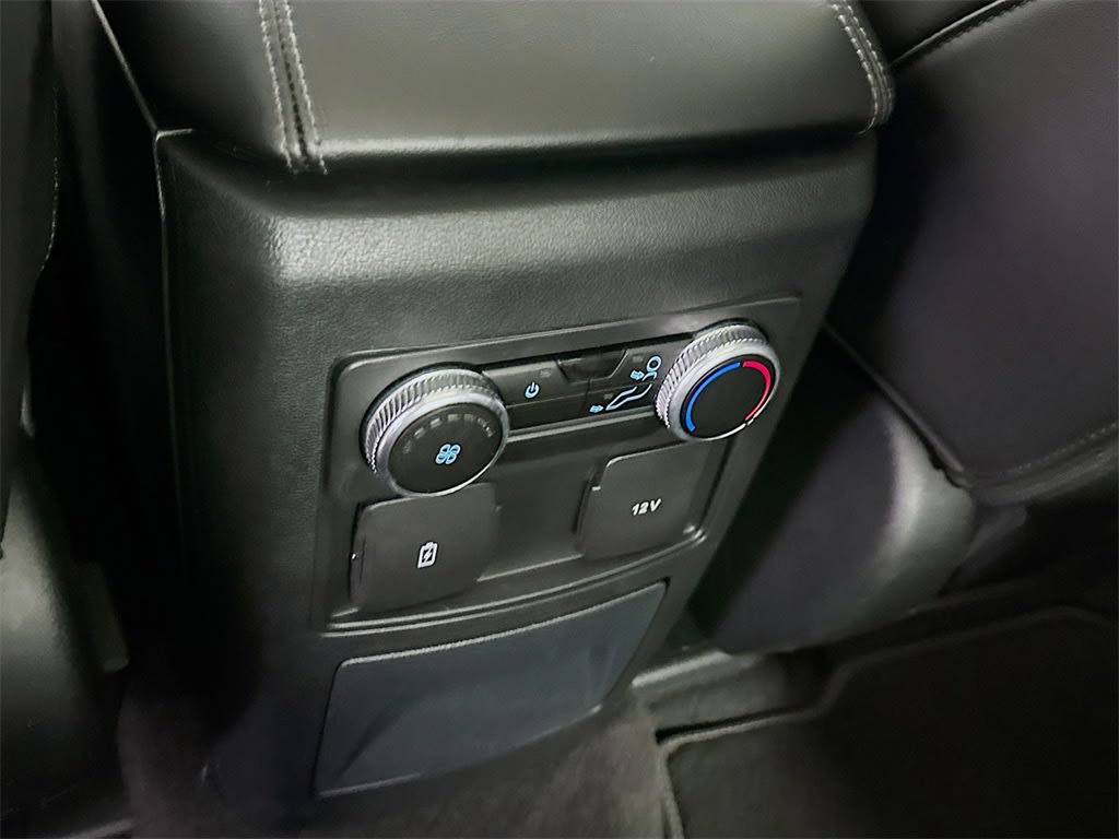 2023 Ford Explorer XLT 21