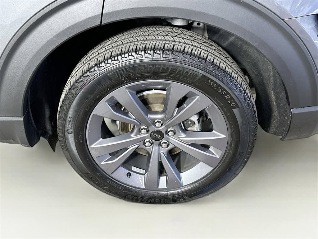 2023 Ford Explorer XLT 8
