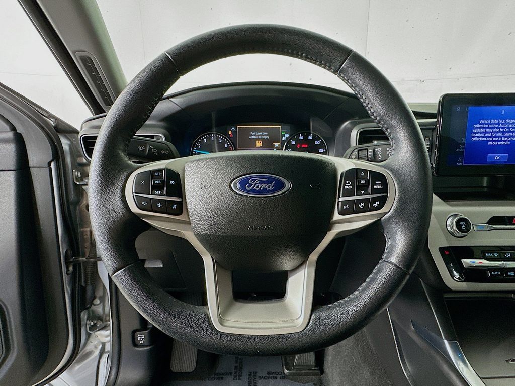 Thumbnail: 2023 Ford Explorer - 15
