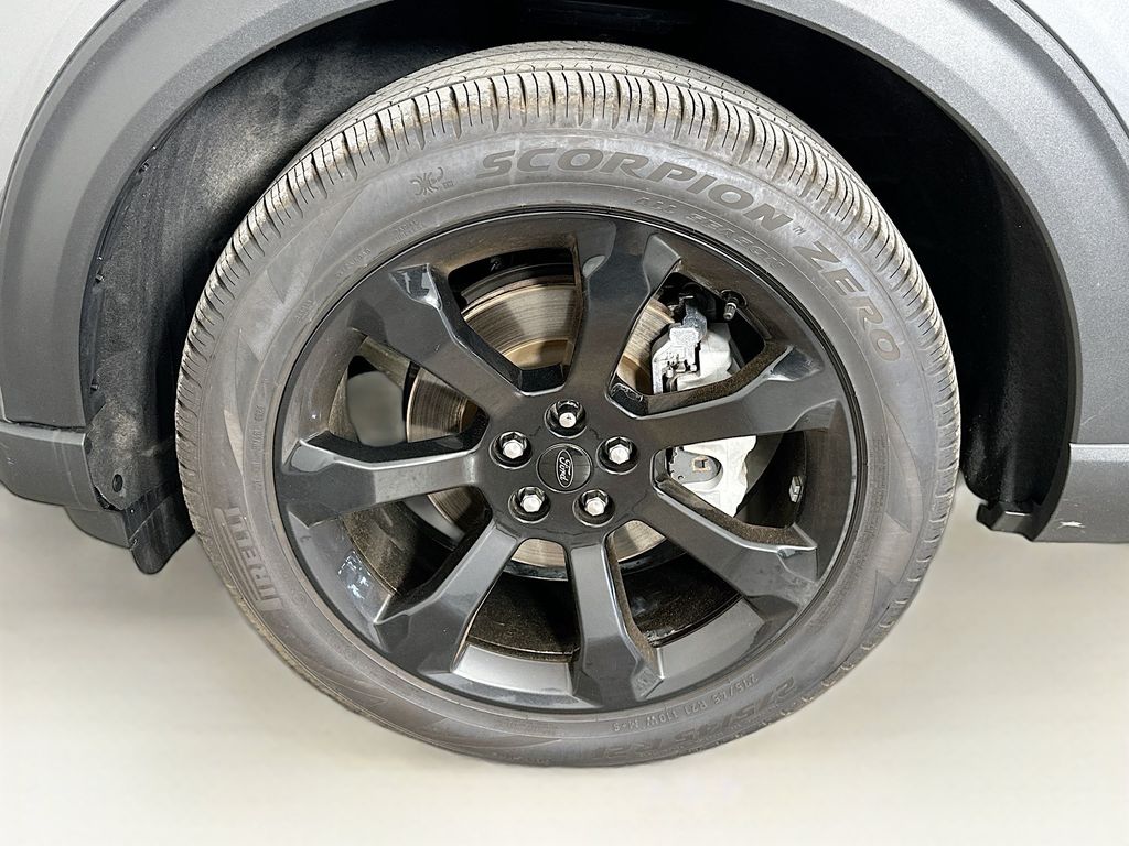 Thumbnail: 2024 Ford Explorer - 8
