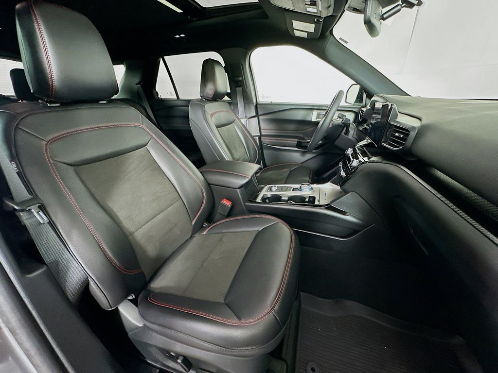 Thumbnail: 2024 Ford Explorer - 12