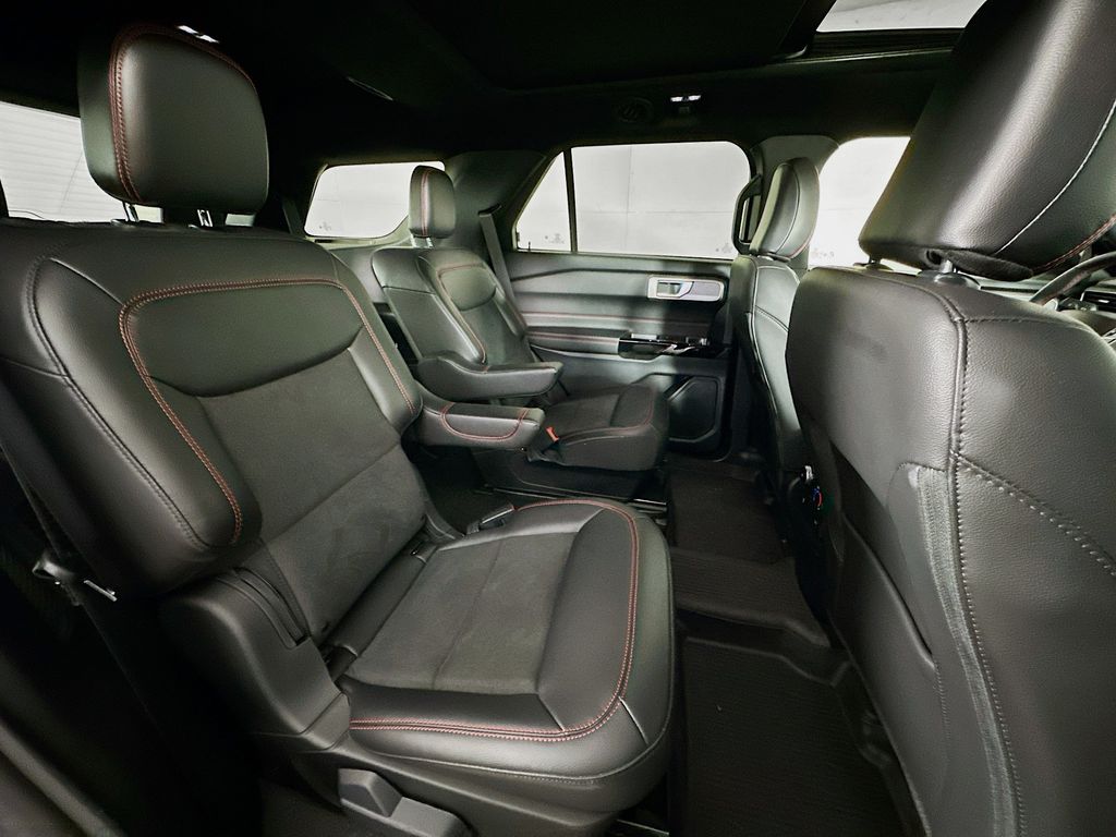 Thumbnail: 2024 Ford Explorer - 35
