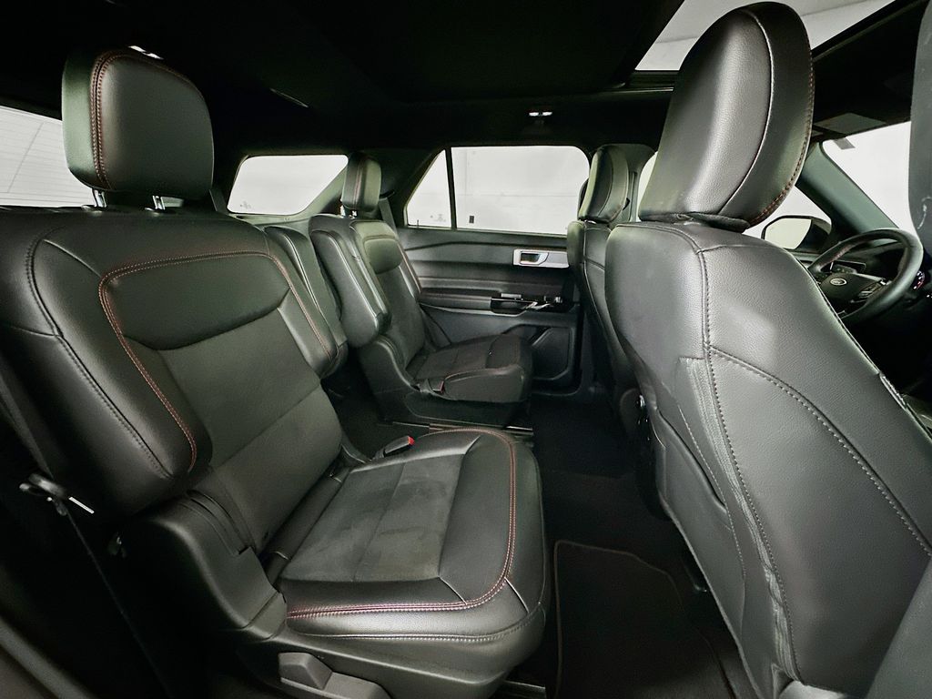 Thumbnail: 2024 Ford Explorer - 35