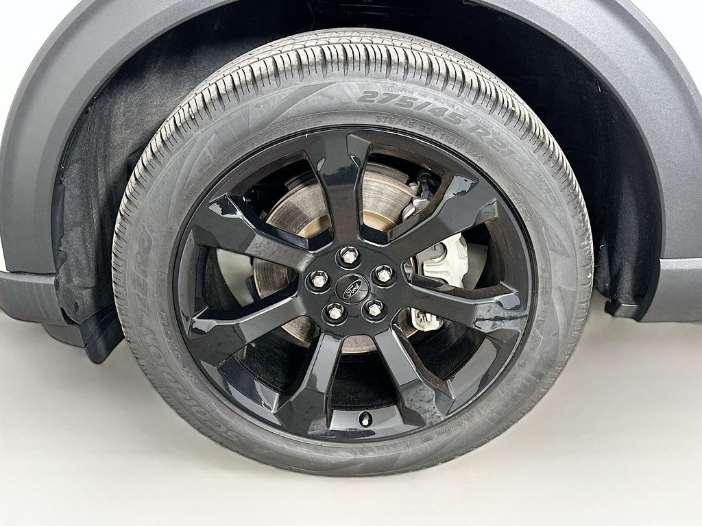 Thumbnail: 2024 Ford Explorer - 8