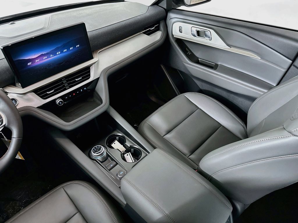 Thumbnail: 2026 Ford Explorer - 14