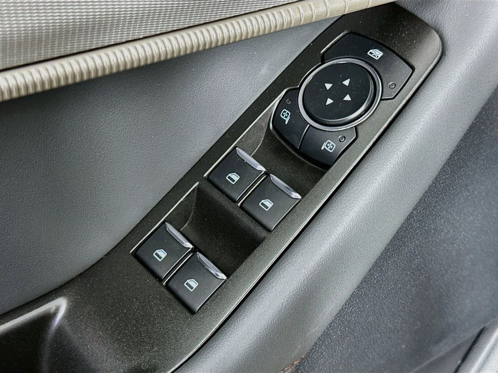 Thumbnail: 2026 Ford Explorer - 29