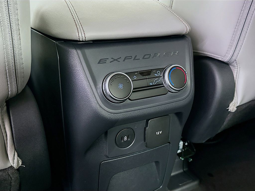 Thumbnail: 2026 Ford Explorer - 21