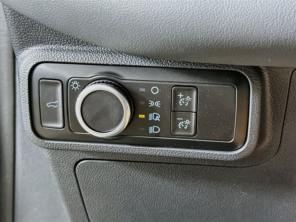 Thumbnail: 2026 Ford Explorer - 26