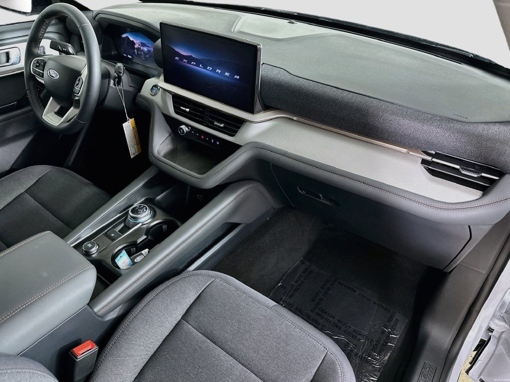 Thumbnail: 2026 Ford Explorer - 7
