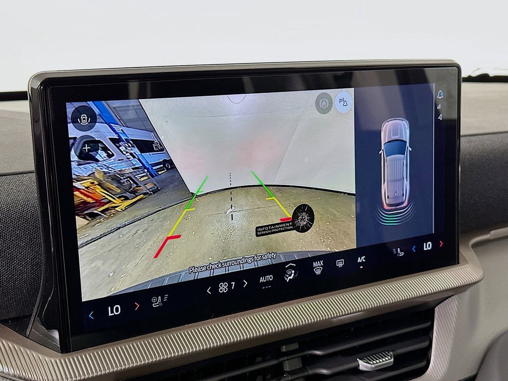 Thumbnail: 2025 Ford Explorer - 28