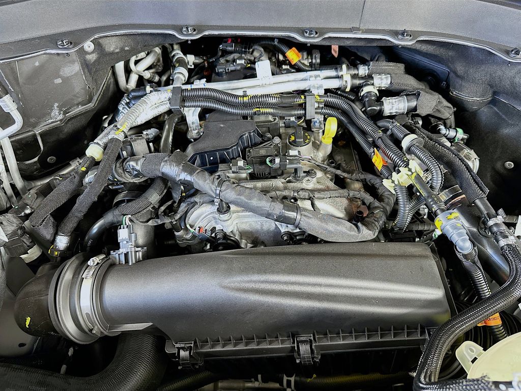 Thumbnail: 2025 Ford Explorer - 9