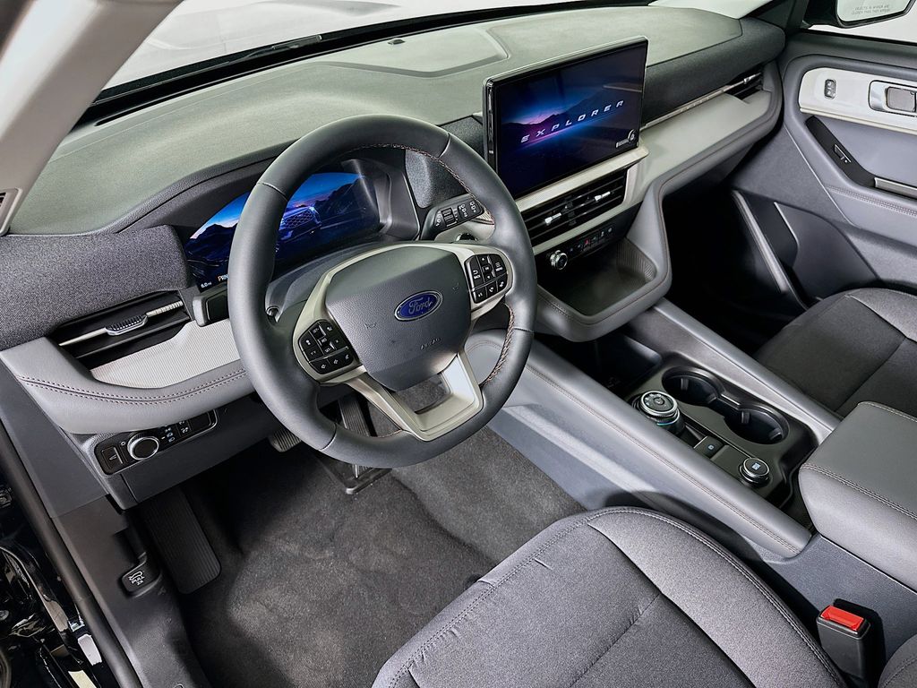 Thumbnail: 2026 Ford Explorer - 2