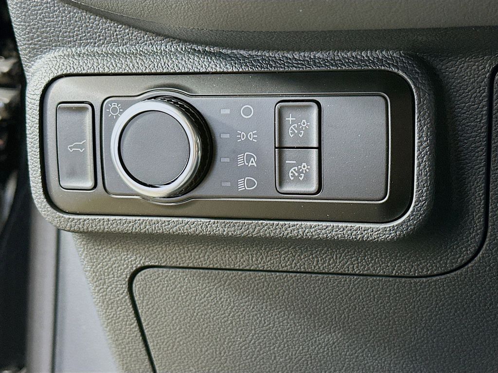 Thumbnail: 2026 Ford Explorer - 25