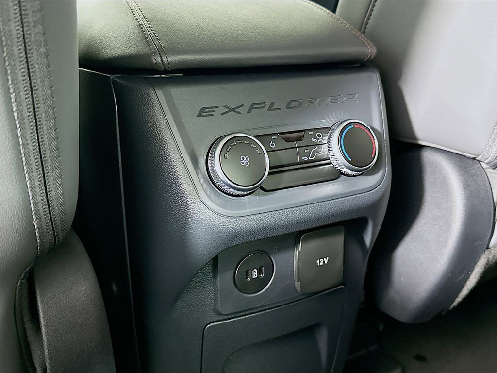 Thumbnail: 2026 Ford Explorer - 21