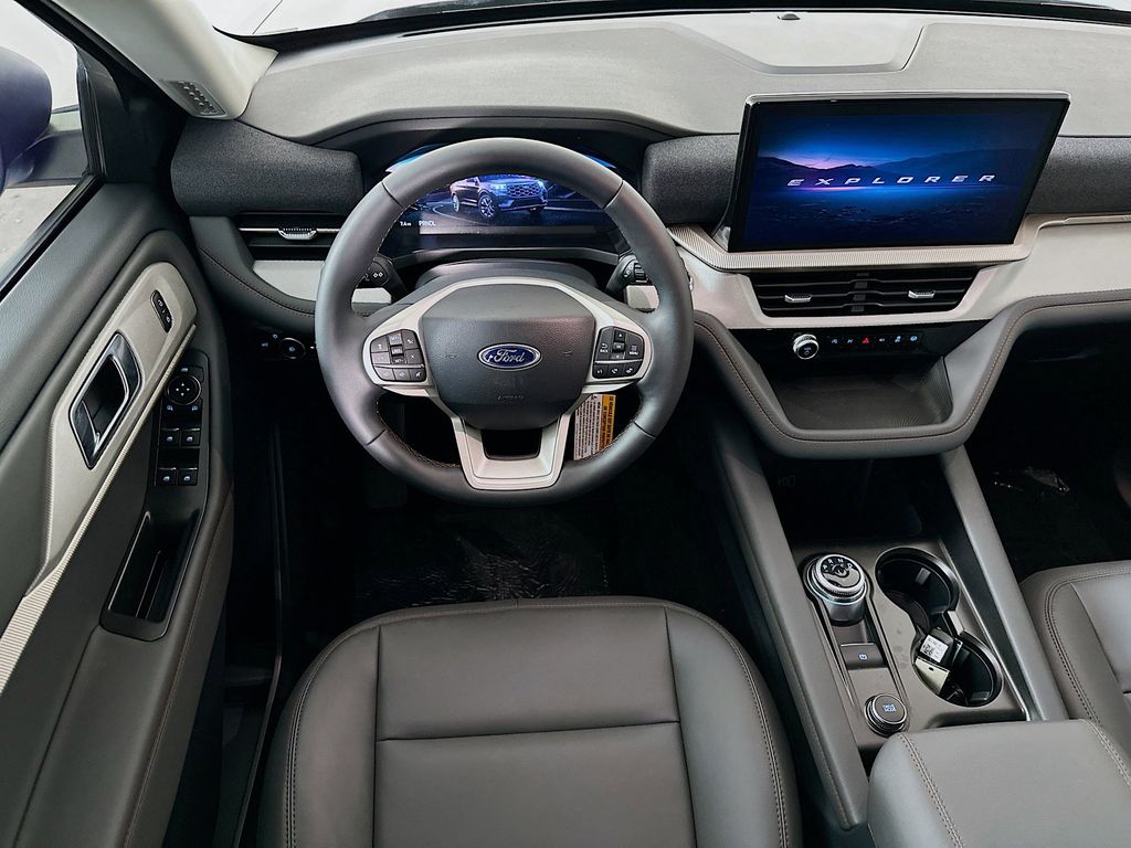 Thumbnail: 2026 Ford Explorer - 10