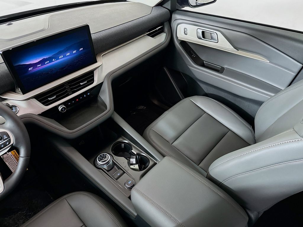 Thumbnail: 2026 Ford Explorer - 14