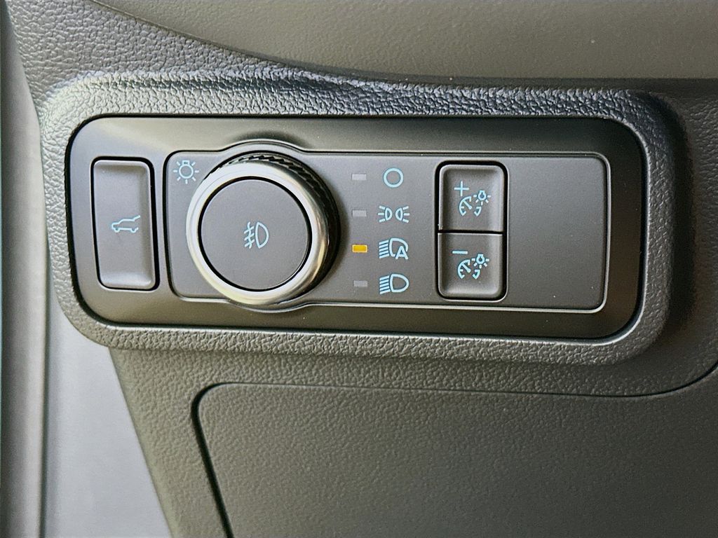 Thumbnail: 2026 Ford Explorer - 26