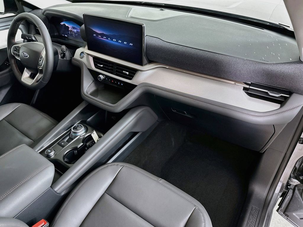 Thumbnail: 2026 Ford Explorer - 33