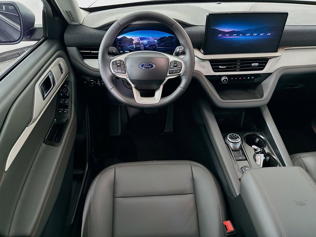 Thumbnail: 2026 Ford Explorer - 10