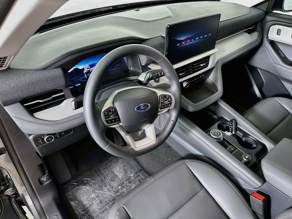 Thumbnail: 2026 Ford Explorer - 2
